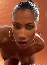 nyva-ebony-teen-strips-in-studio/13.jpg