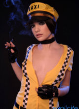 explicite-art/475-olivie-taxi_girl_stripping_and_smoking/2.jpg