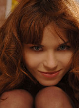 lucia-beautiful-lioness-redhead/1.jpg